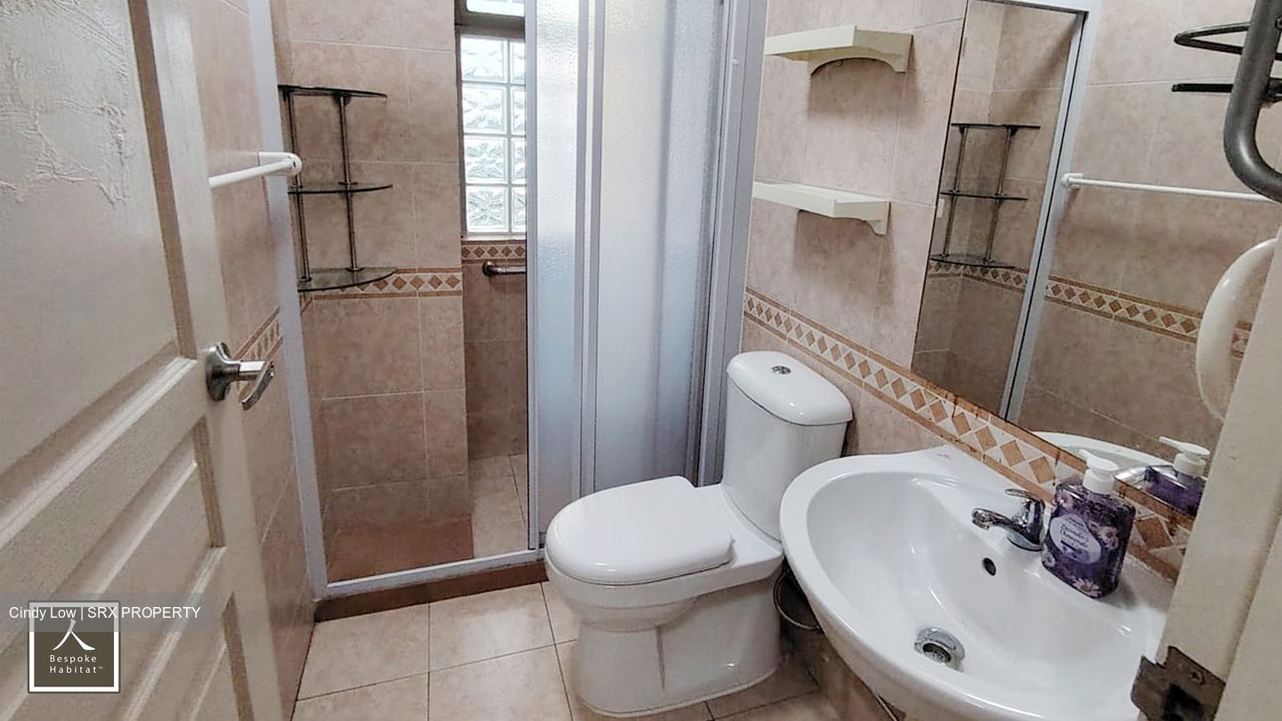 Maplewoods (D21), Condominium #557585751
